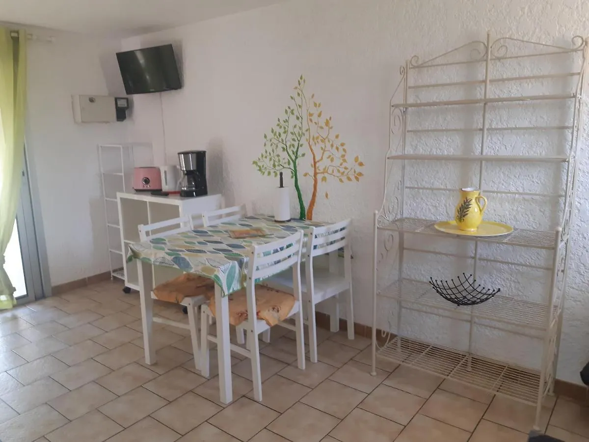 Gite Canoe Piscine Chauffee Et Spa En Ardeche Meridionale Ruoms 0*,  Frankreich